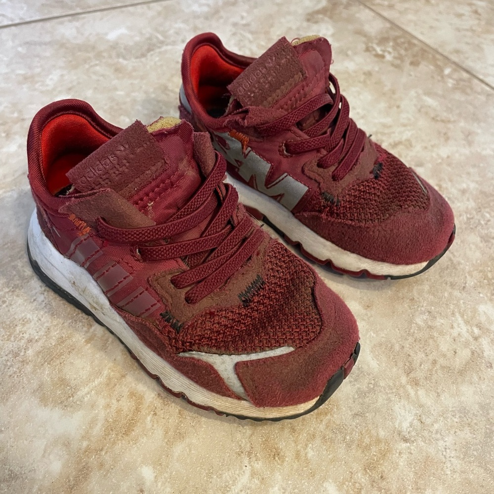 Toddler Adidas. Size 7. Maroon. Smoke free/pet free.